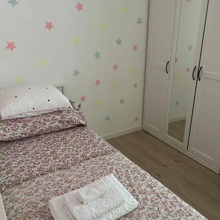 Doel Apartment *