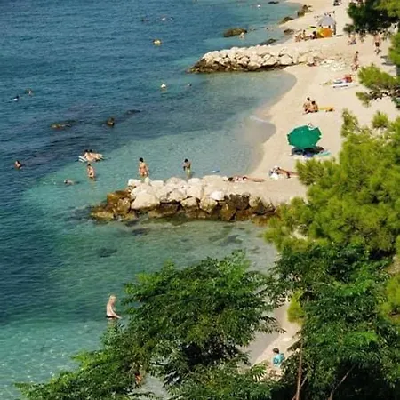Doel-parking , 2 Minutes To The Apartamento Split